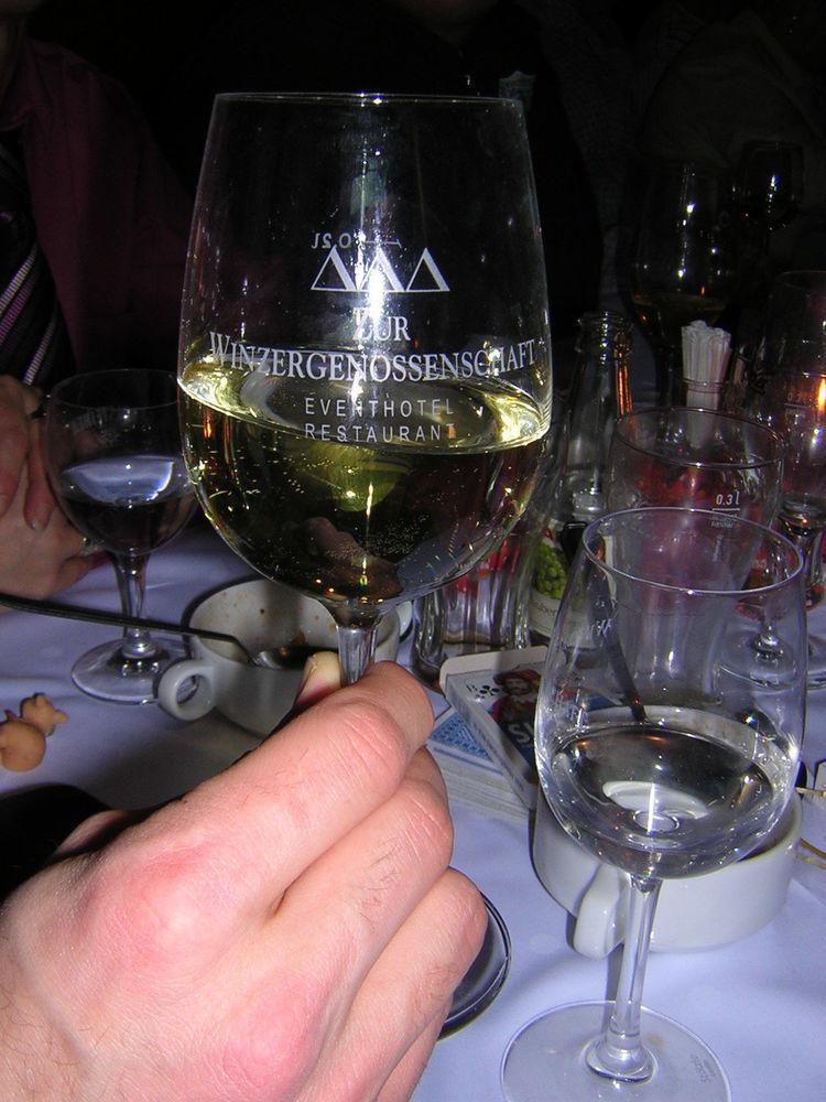 Hotel Zur Winzergenossenschaft 에른스트 외부 사진